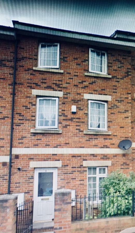 The Townhouse Newcastle Apartamento Exterior foto